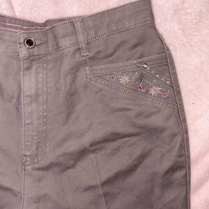 grey vintage japanese pants (embroidered flowers)